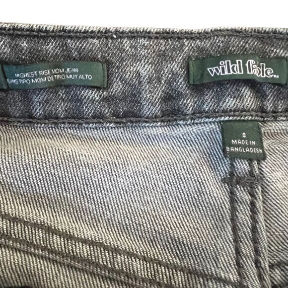 WILD Fable Highest Rise Distressed Busted Knee Stretch Denim Boyfriend Mom Jeans - Picture 5 of 7